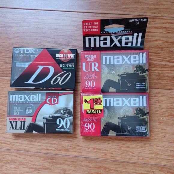 Lot of 6 cassette tapes NEW - Picture 1 of 2